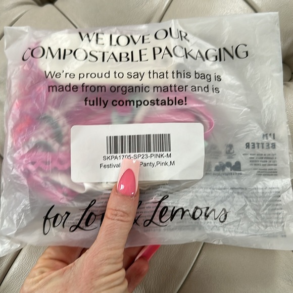 🍋NWT For Love & Lemons Festival Bra & Thong Panty Set, 34D & Size M Panty🍋 - Picture 16 of 17